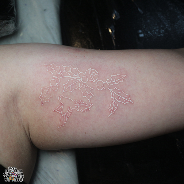 名古屋　タトゥースタジオ　女性